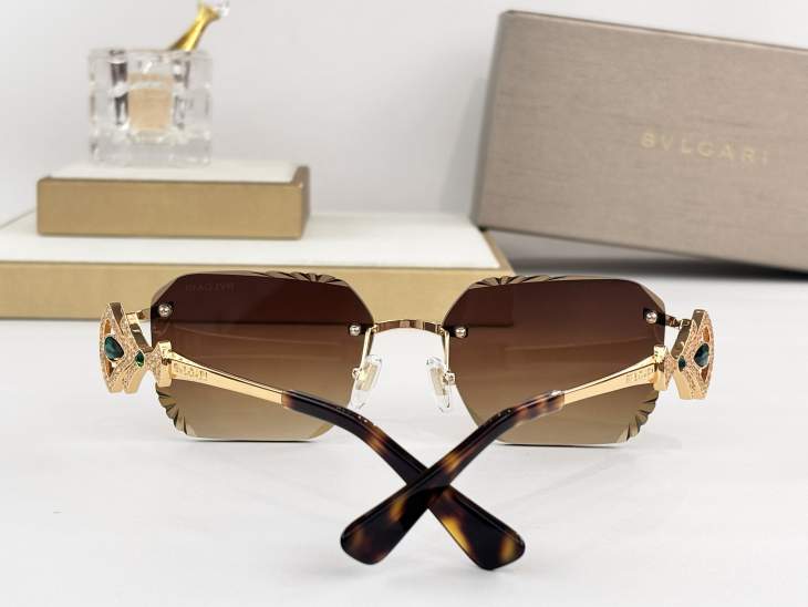 Picture of Bvlgari Sunglasses _SKUfw76226946fw